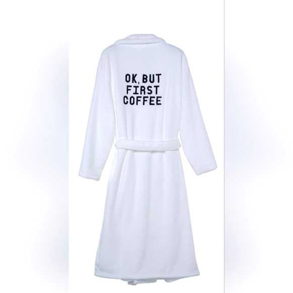 cocus pocus Other - 🎉HP🎉 Cocus Pocus Plush Robe